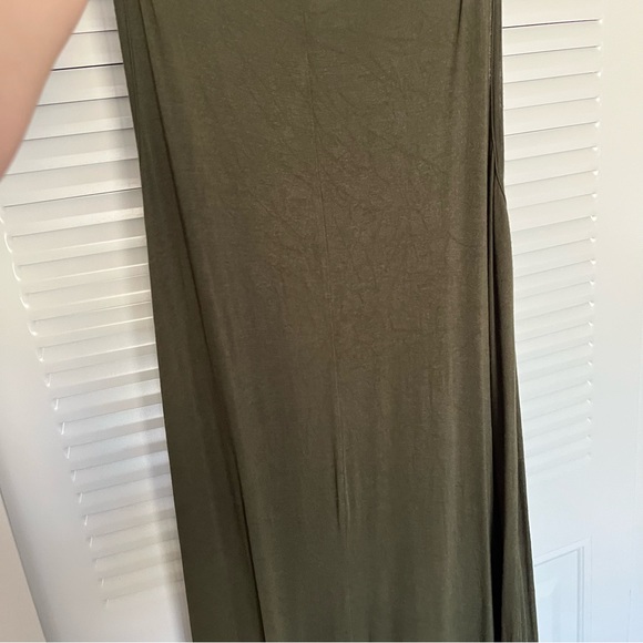 Green Dress - Picture 7 of 7